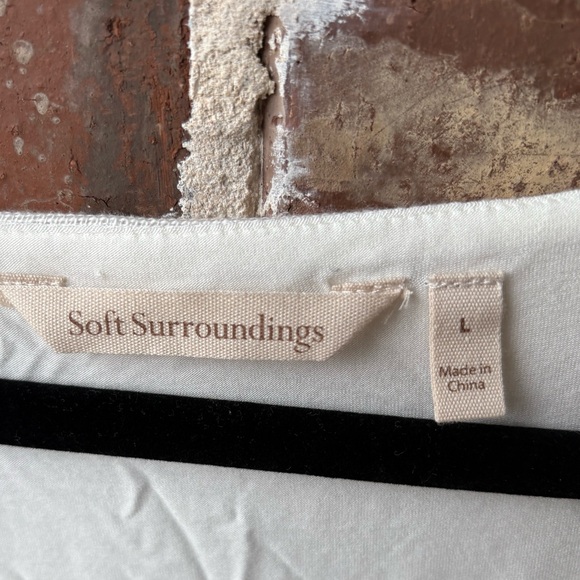 Soft Surroundings Southwind Cream Linen Layered Asymmetrical Top Size Large - Picture 3 of 8